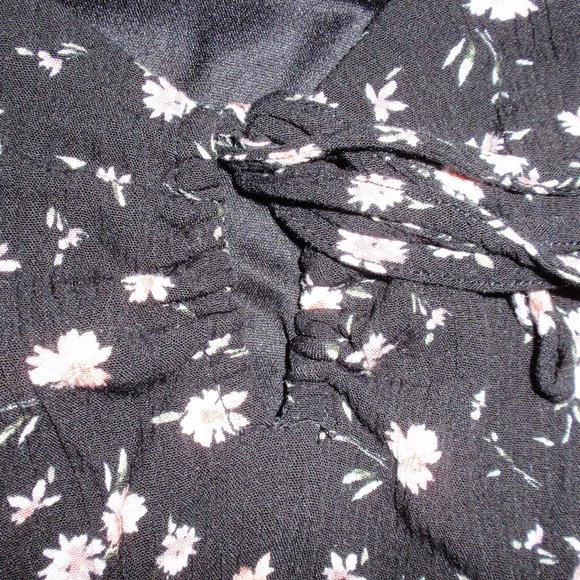 Torrid ditzy floral crinkle cut gauze puff sleeve peasant dress size 2X - Picture 9 of 15